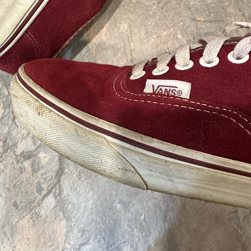 VANS Deep maroon red suede leather nubuck. Classic. Men’s size 8. Women’s 9.5